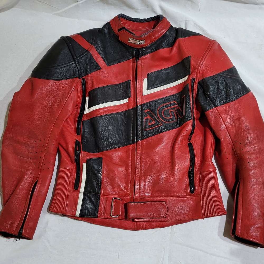 AGV Sport Red and Black Armored Leather Motorcycle Biker Jacket Padded Size VSS